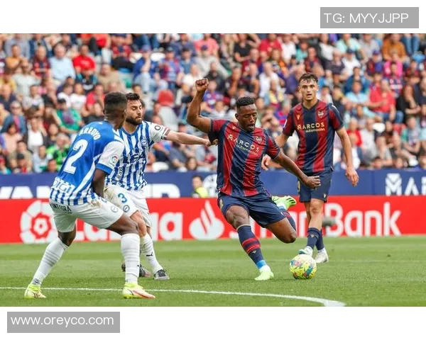 西甲联赛精彩对决阿拉维斯主场迎战劲敌争夺宝贵积分